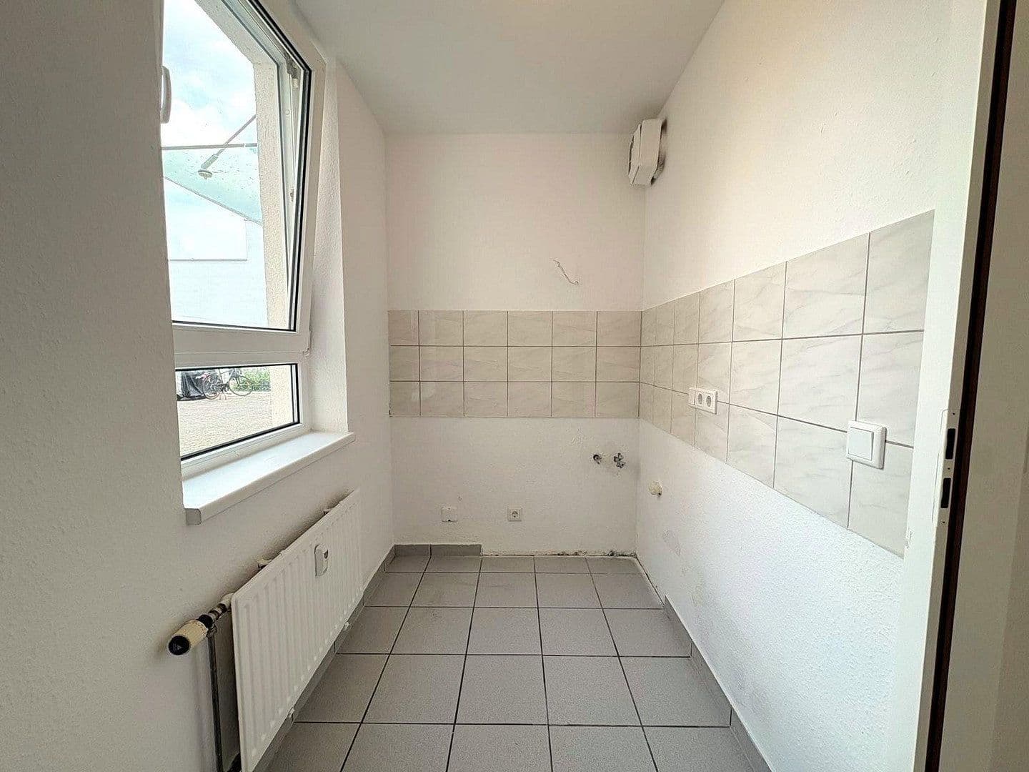Prodej bytu 2+1 52 m², Richrather Str. 1, Langenfeld (Rheinland), Severní Porýní-Vestfálsko Prodej bytu 2+1 52 m², Richrather Str. 1, Langenfeld (Rheinland), Severní Porýní-Vestfálsko