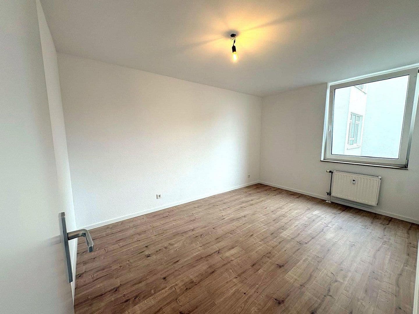 Prodej bytu 2+1 52 m², Richrather Str. 1, Langenfeld (Rheinland), Severní Porýní-Vestfálsko Prodej bytu 2+1 52 m², Richrather Str. 1, Langenfeld (Rheinland), Severní Porýní-Vestfálsko
