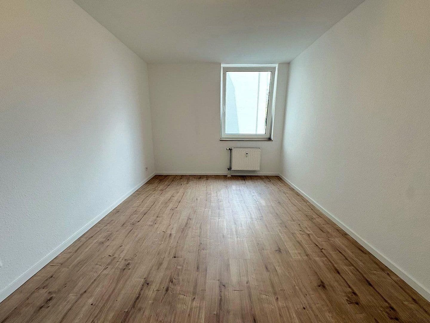 Prodej bytu 2+1 52 m², Richrather Str. 1, Langenfeld (Rheinland), Severní Porýní-Vestfálsko Prodej bytu 2+1 52 m², Richrather Str. 1, Langenfeld (Rheinland), Severní Porýní-Vestfálsko