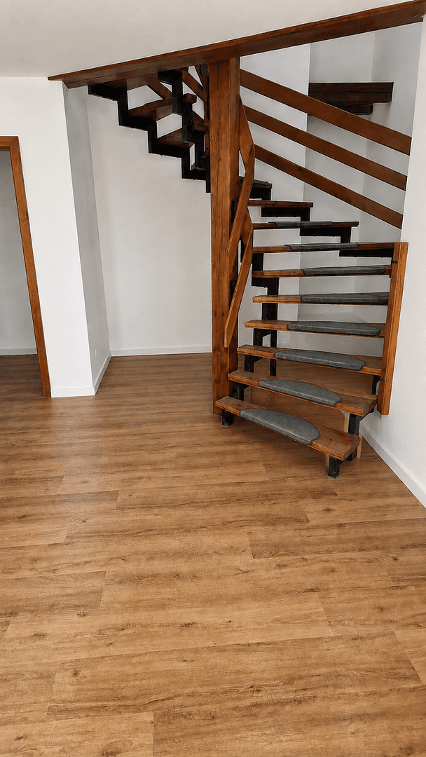 Pronájem domu 128 m², pozemek 300 m², Bächelsgasse 5a, Bad Camberg, Hessen Pronájem domu 128 m², pozemek 300 m², Bächelsgasse 5a, Bad Camberg, Hessen