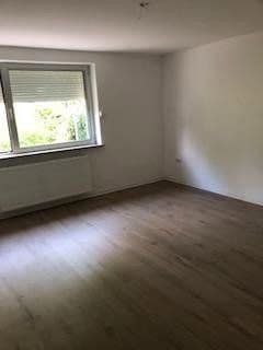 Pronájem bytu 2+1 42 m², Pirmasens, Porýní-Falc Pronájem bytu 2+1 42 m², Pirmasens, Porýní-Falc