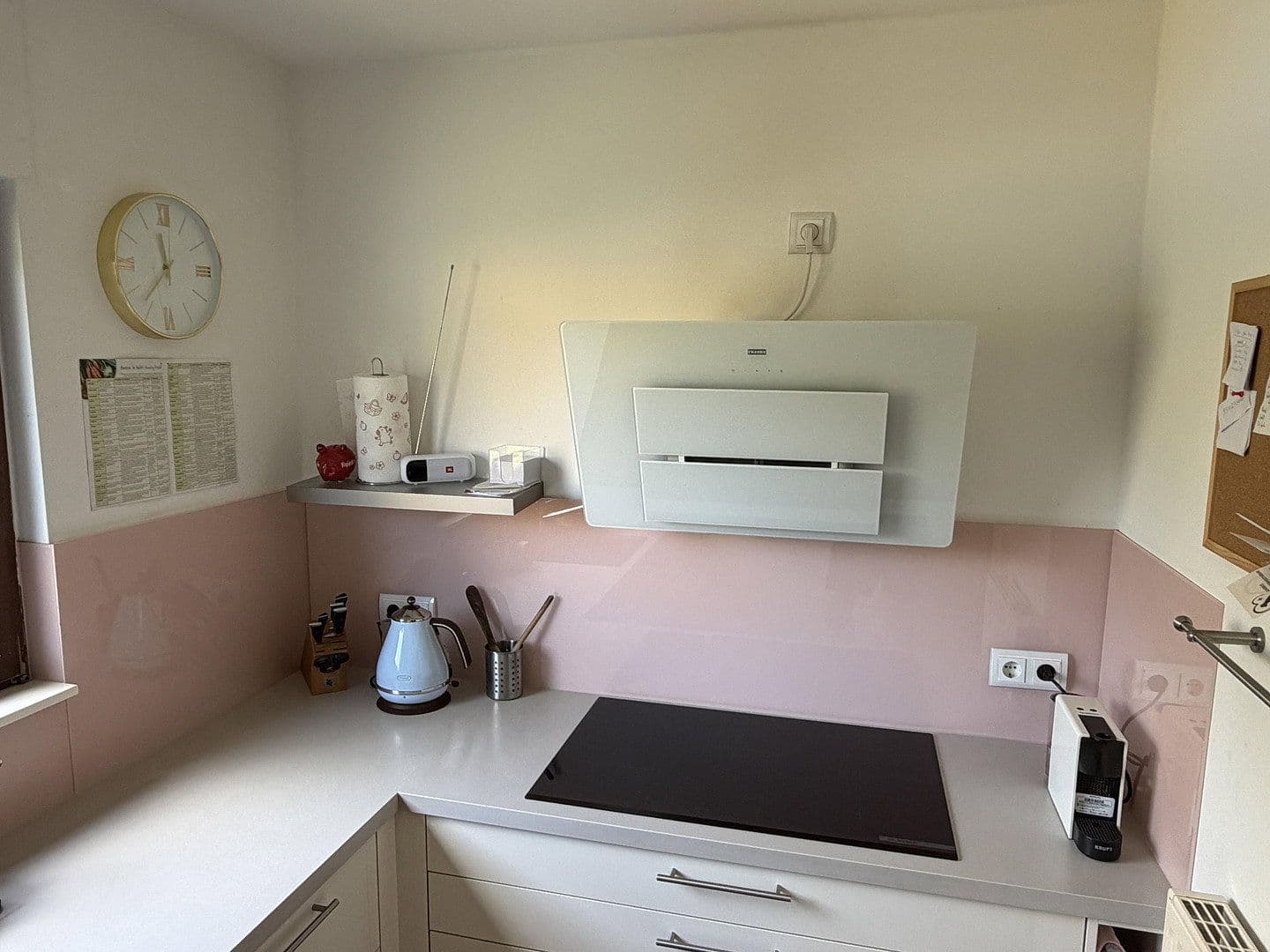 Prodej domu 118 m², pozemek 584 m², Berlin, Berlín Prodej domu 118 m², pozemek 584 m², Berlin, Berlín