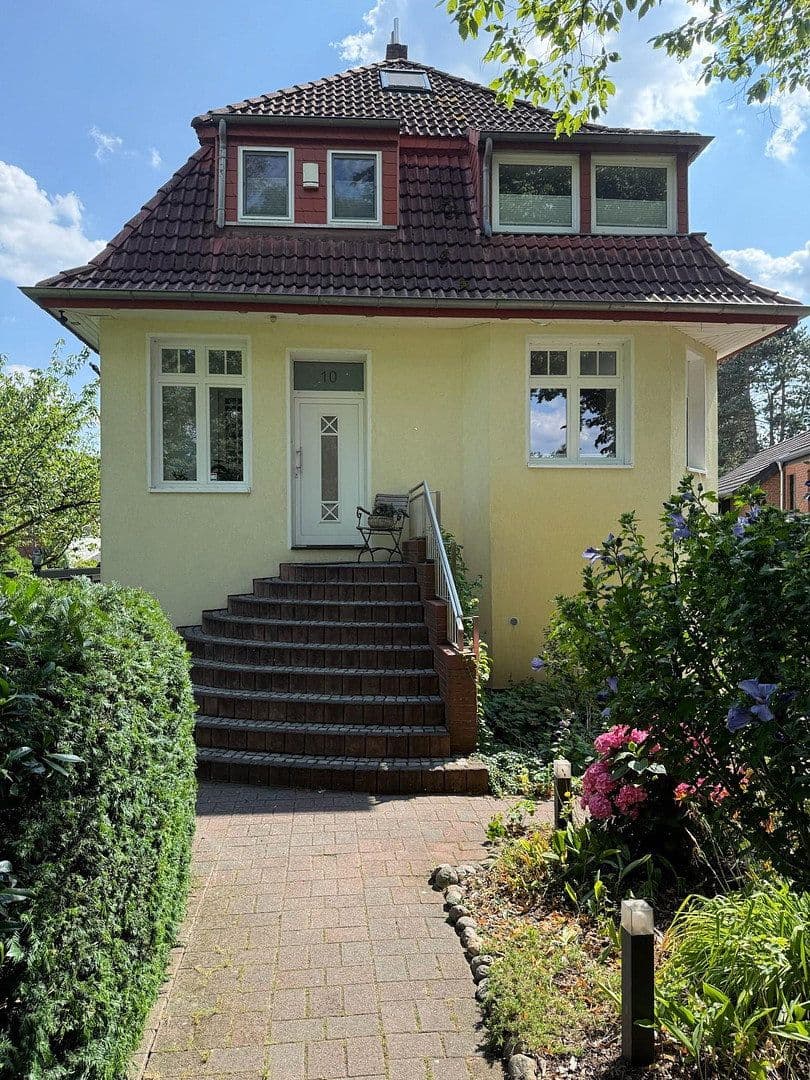 Prodej domu 194 m², pozemek 1.764 m², Bremen, Bremen Prodej domu 194 m², pozemek 1.764 m², Bremen, Bremen
