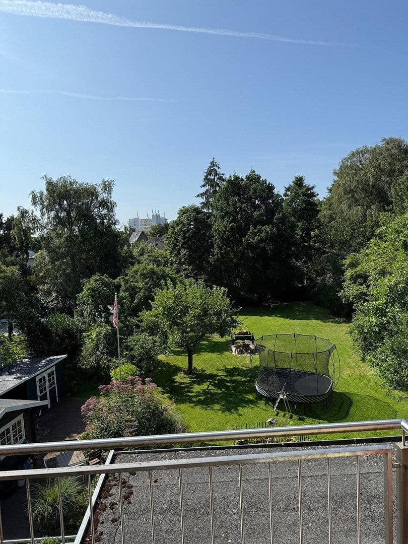 Prodej domu 194 m², pozemek 1.764 m², Bremen, Bremen Prodej domu 194 m², pozemek 1.764 m², Bremen, Bremen