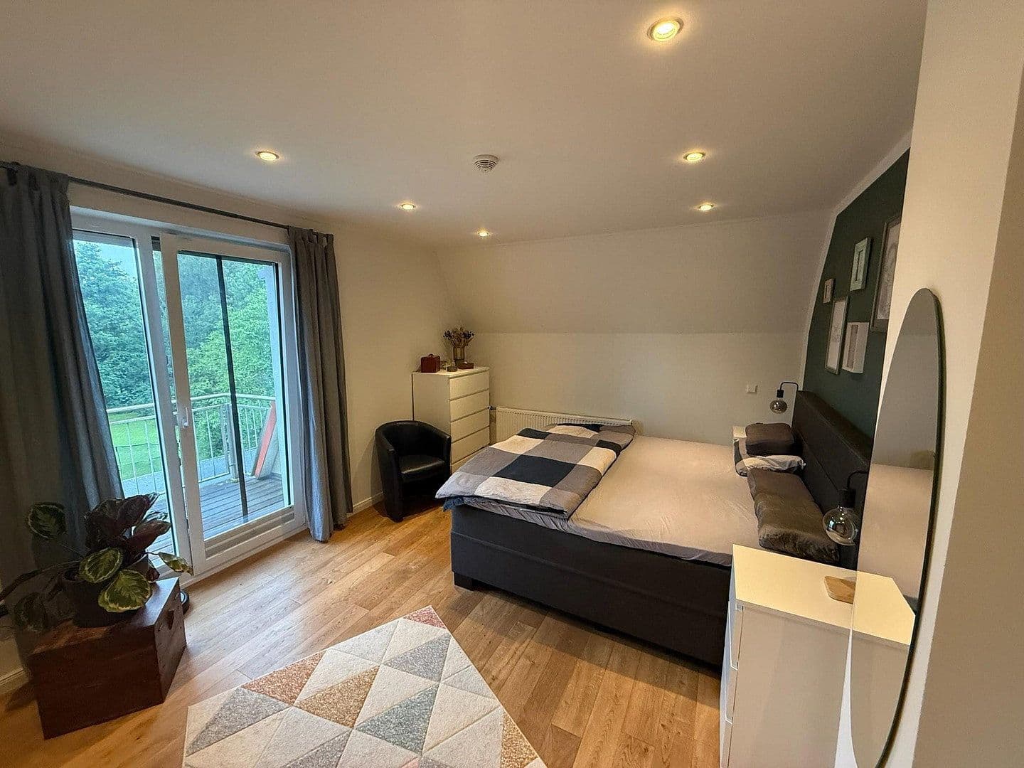 Prodej domu 194 m², pozemek 1.764 m², Bremen, Bremen Prodej domu 194 m², pozemek 1.764 m², Bremen, Bremen