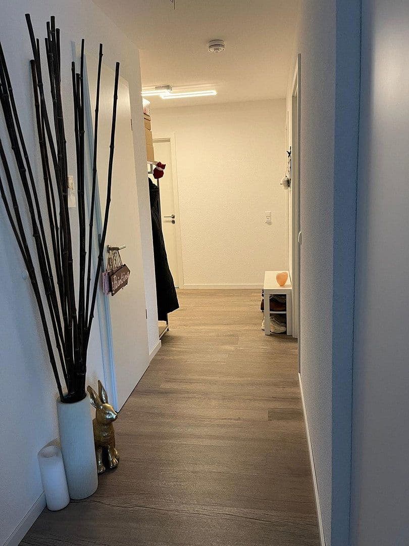 Pronájem bytu 3+1 89 m², Schopfheimerstr. 20, Lörrach, Bádensko-Württembersko Pronájem bytu 3+1 89 m², Schopfheimerstr. 20, Lörrach, Bádensko-Württembersko