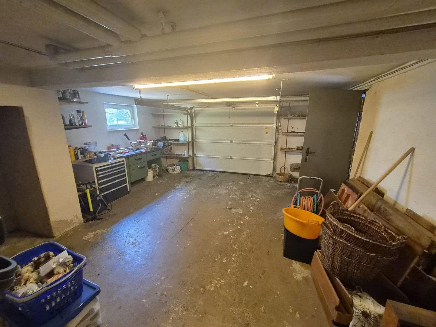 Prodej domu 152 m², pozemek 437 m², Ammerstraße 20, Nürtingen, Bádensko-Württembersko Prodej domu 152 m², pozemek 437 m², Ammerstraße 20, Nürtingen, Bádensko-Württembersko