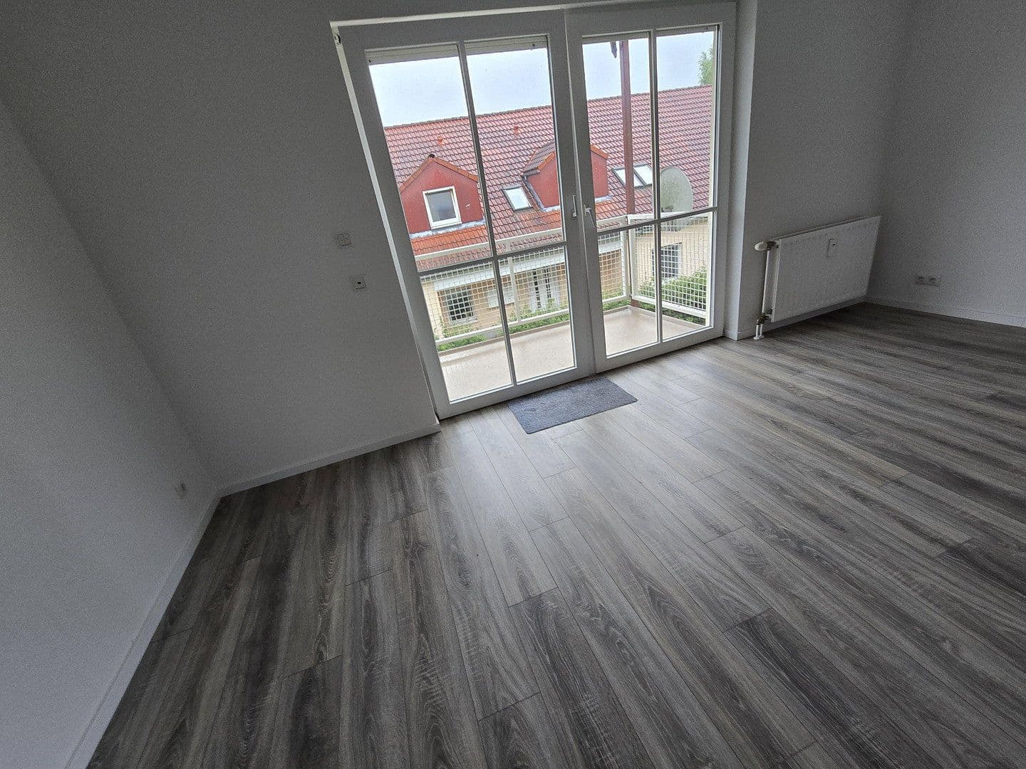 Pronájem bytu 1+1 29 m², Bergstraße 6, 5, 1 und 7, Mittenwalde, Braniborsko Pronájem bytu 1+1 29 m², Bergstraße 6, 5, 1 und 7, Mittenwalde, Braniborsko