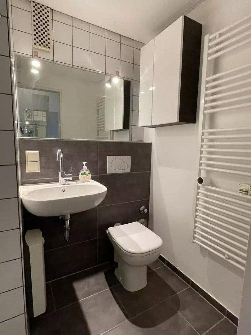 Pronájem bytu 1+1 32 m², Schölkestraße 6, Braunschweig, Dolní Sasko Pronájem bytu 1+1 32 m², Schölkestraße 6, Braunschweig, Dolní Sasko