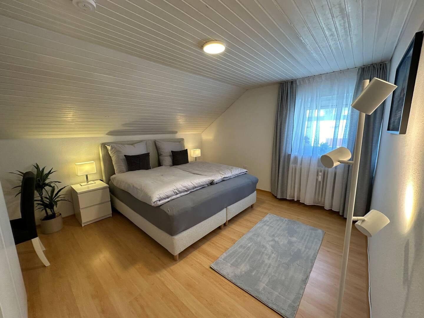 Pronájem bytu 4+1 69 m², Augsburg, Bavorsko Pronájem bytu 4+1 69 m², Augsburg, Bavorsko