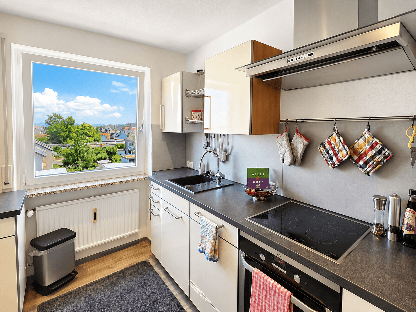 Pronájem bytu 4+1 80 m², Gaggstraße 3, Friedrichshafen, Bádensko-Württembersko Pronájem bytu 4+1 80 m², Gaggstraße 3, Friedrichshafen, Bádensko-Württembersko