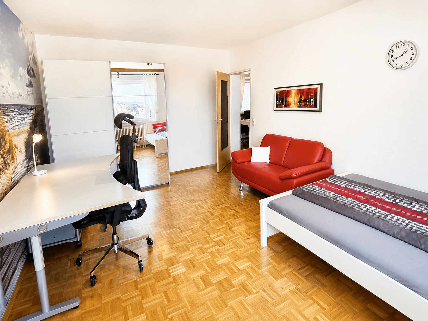 Pronájem bytu 4+1 80 m², Gaggstraße 3, Friedrichshafen, Bádensko-Württembersko Pronájem bytu 4+1 80 m², Gaggstraße 3, Friedrichshafen, Bádensko-Württembersko