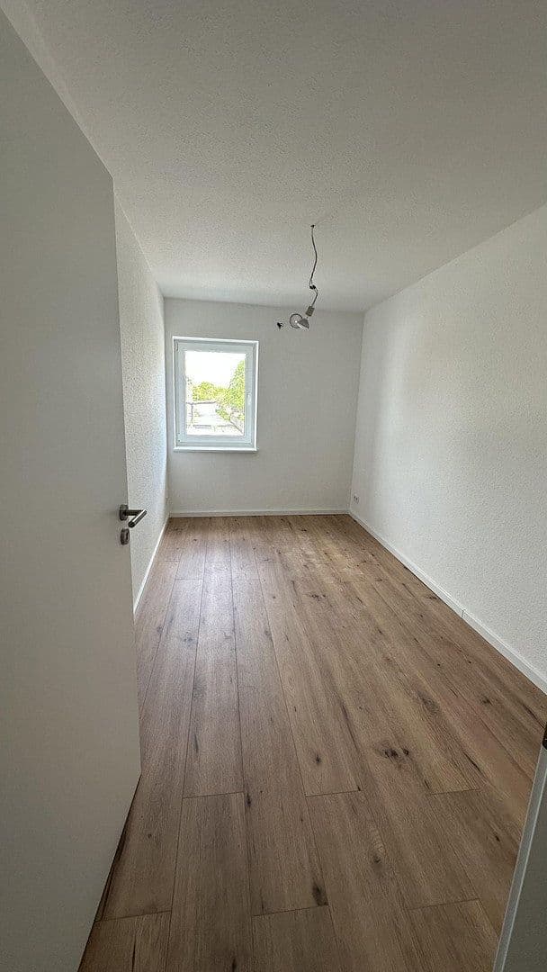 Pronájem bytu 4+1 145 m², Österreicher Weg 27, Paderborn, Severní Porýní-Vestfálsko Pronájem bytu 4+1 145 m², Österreicher Weg 27, Paderborn, Severní Porýní-Vestfálsko