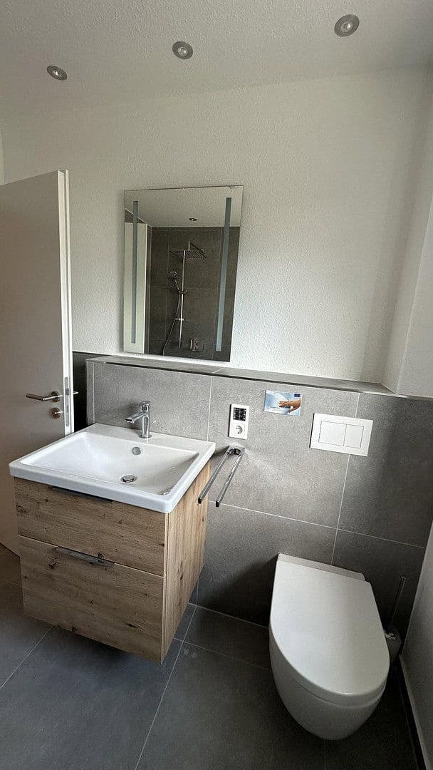 Pronájem bytu 4+1 145 m², Österreicher Weg 27, Paderborn, Severní Porýní-Vestfálsko Pronájem bytu 4+1 145 m², Österreicher Weg 27, Paderborn, Severní Porýní-Vestfálsko