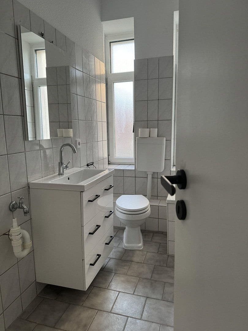 Pronájem bytu 3+1 74 m², Albert-Vollsack-Straße 2, Leipzig, Sasko Pronájem bytu 3+1 74 m², Albert-Vollsack-Straße 2, Leipzig, Sasko
