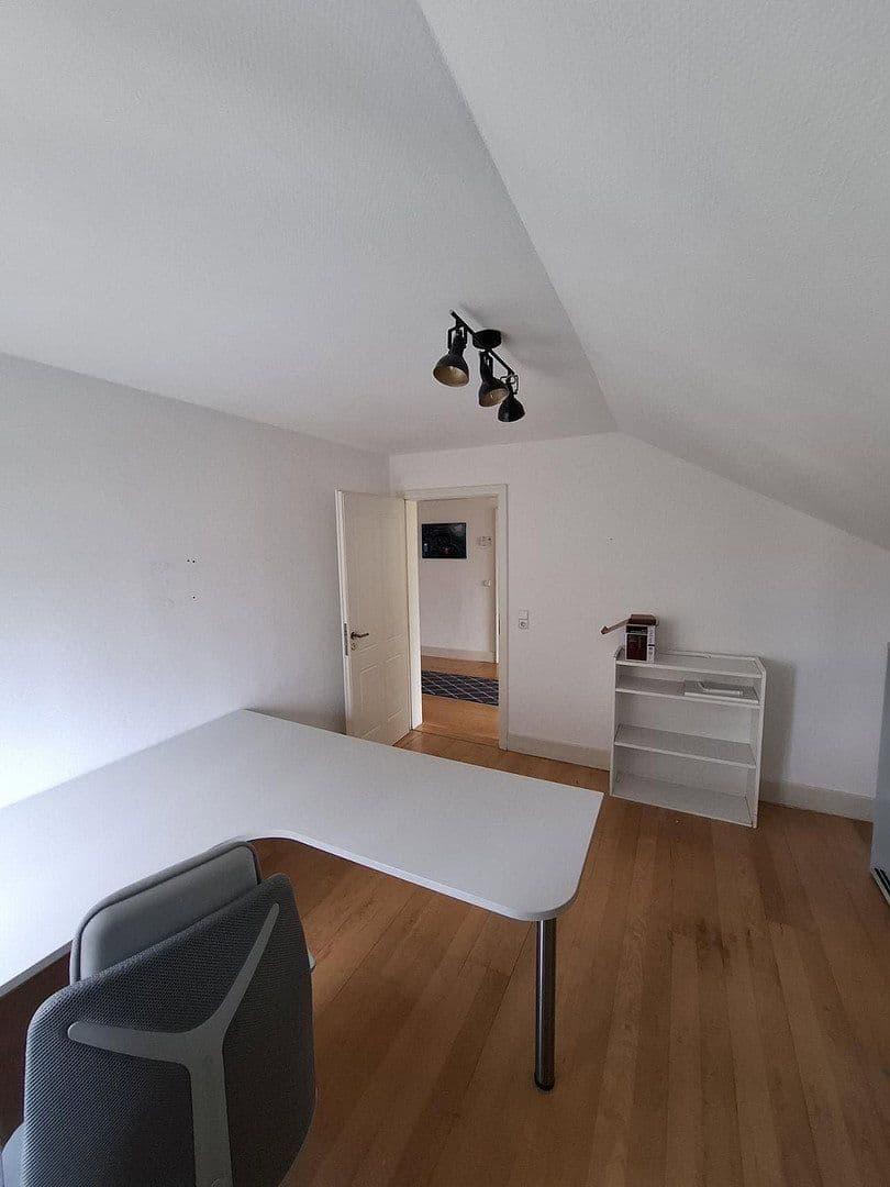 Pronájem kanceláře 95 m², Uhlandstr. 57, Heilbronn, Bádensko-Württembersko Pronájem kanceláře 95 m², Uhlandstr. 57, Heilbronn, Bádensko-Württembersko