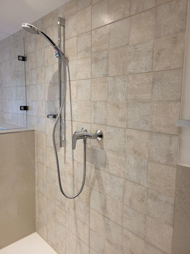 Pronájem bytu 305 m², Oberhausen, Bavorsko Pronájem bytu 305 m², Oberhausen, Bavorsko
