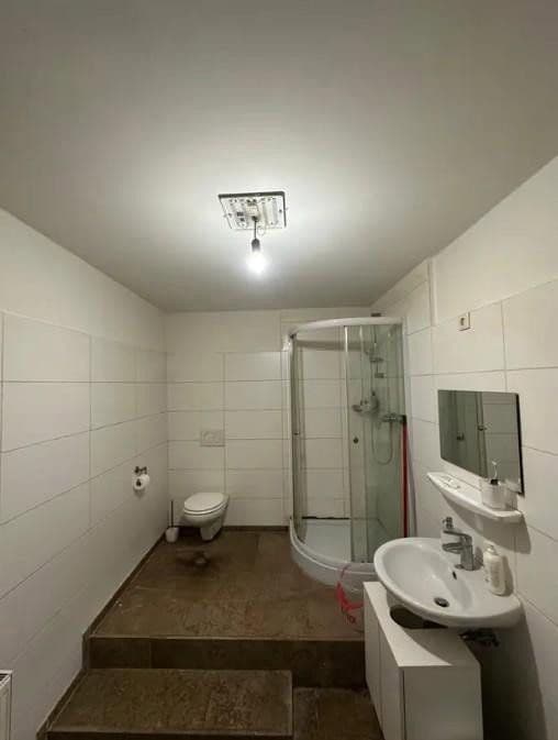 Prodej domu 200 m², pozemek 200 m², Domstraße, Offenbach am Main, Hessen Prodej domu 200 m², pozemek 200 m², Domstraße, Offenbach am Main, Hessen