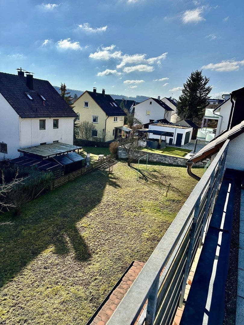Pronájem bytu 1+kk 91 m², Aichtal, Bádensko-Württembersko Pronájem bytu 1+kk 91 m², Aichtal, Bádensko-Württembersko