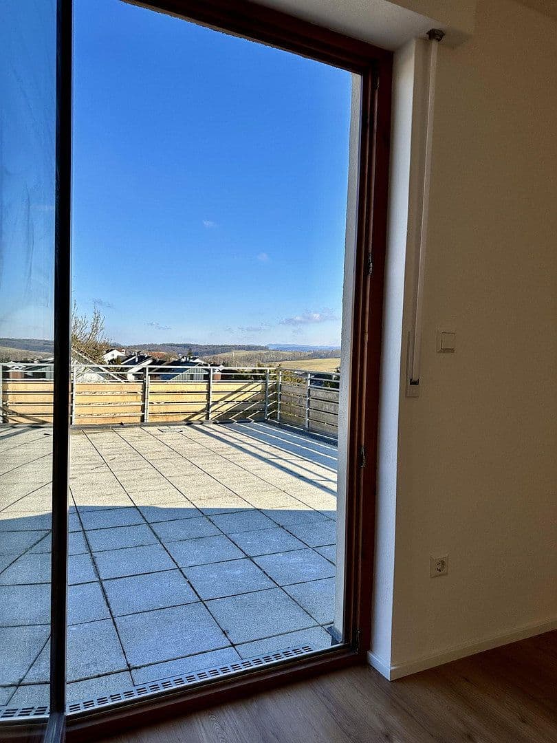 Pronájem bytu 1+kk 91 m², Aichtal, Bádensko-Württembersko Pronájem bytu 1+kk 91 m², Aichtal, Bádensko-Württembersko