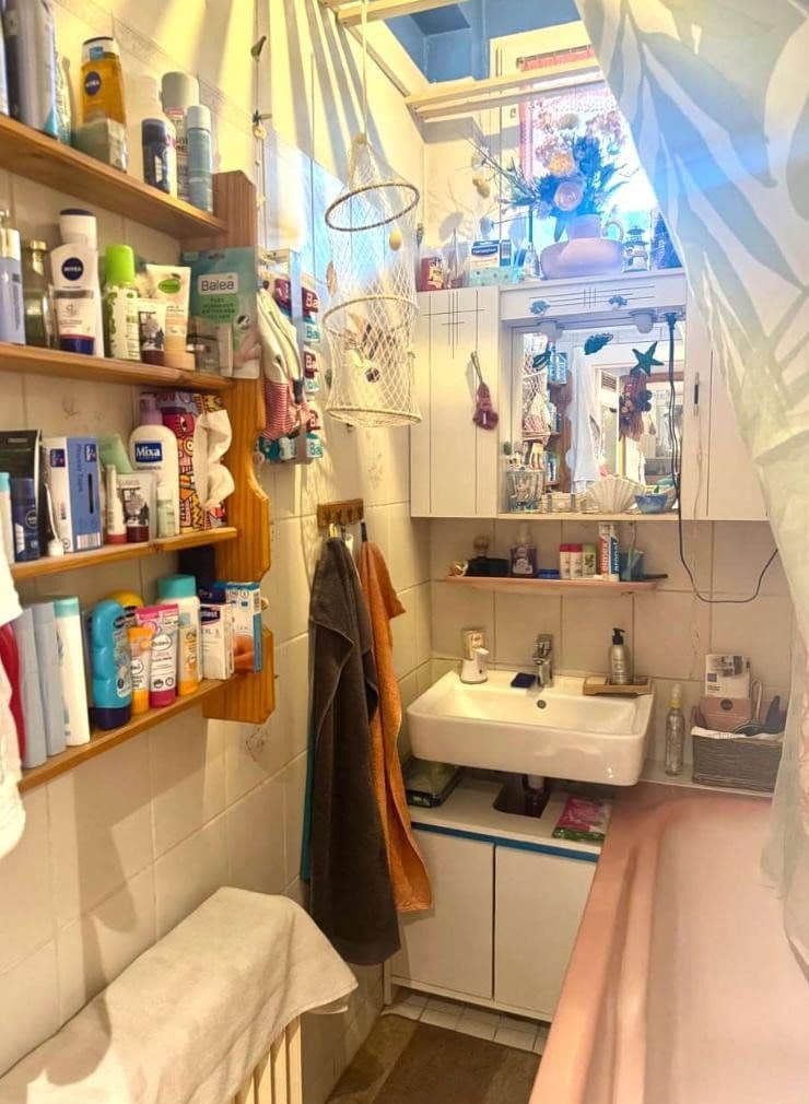Prodej bytu 3+1 63 m², Neusser Strasse 454,, Köln, Severní Porýní-Vestfálsko Prodej bytu 3+1 63 m², Neusser Strasse 454,, Köln, Severní Porýní-Vestfálsko