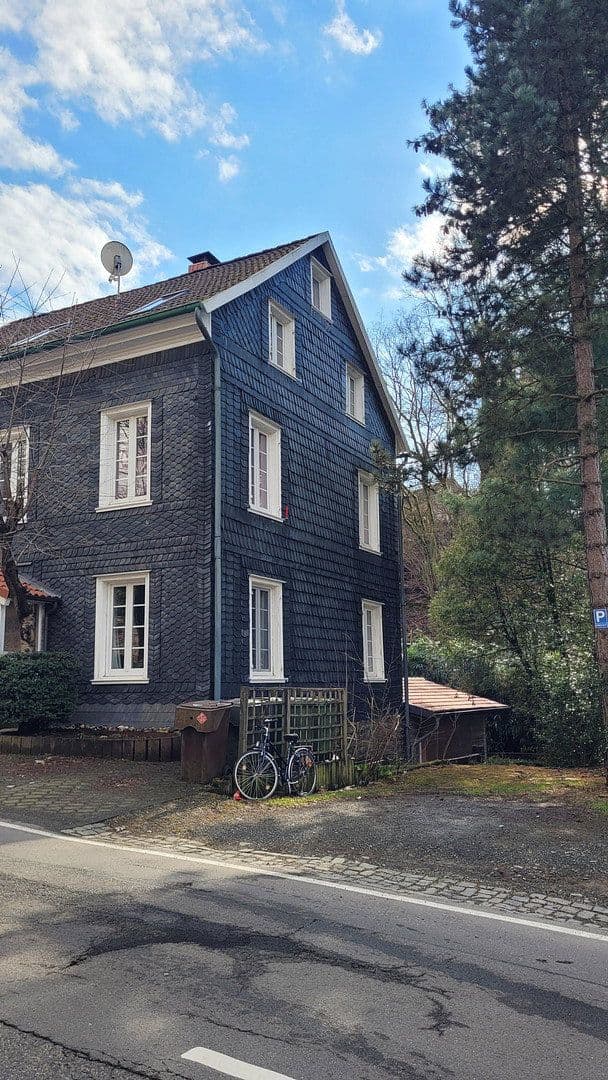 Pronájem bytu 2+1 58 m², Hunstiger Str. 57, Gummersbach, Severní Porýní-Vestfálsko Pronájem bytu 2+1 58 m², Hunstiger Str. 57, Gummersbach, Severní Porýní-Vestfálsko