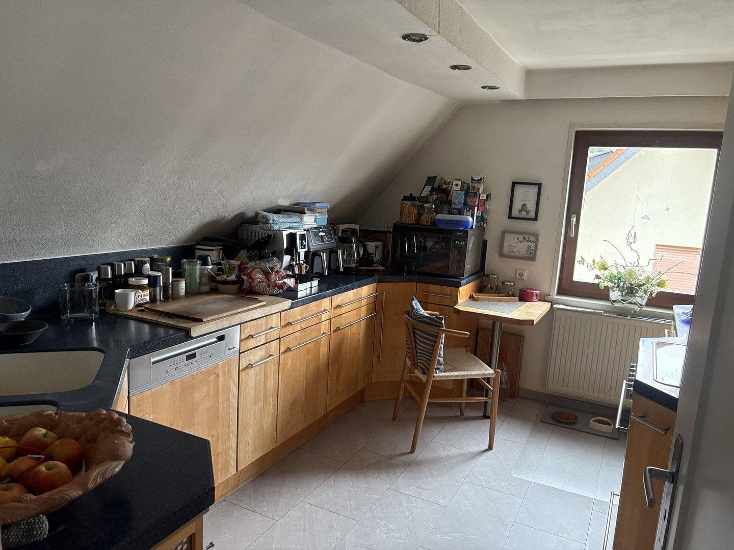 Prodej domu 196 m², pozemek 742 m², Bad Soden-Salmünster, Hessen Prodej domu 196 m², pozemek 742 m², Bad Soden-Salmünster, Hessen