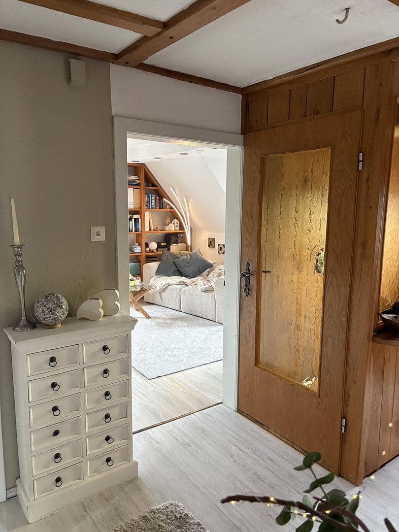 Prodej domu 196 m², pozemek 742 m², Bad Soden-Salmünster, Hessen Prodej domu 196 m², pozemek 742 m², Bad Soden-Salmünster, Hessen
