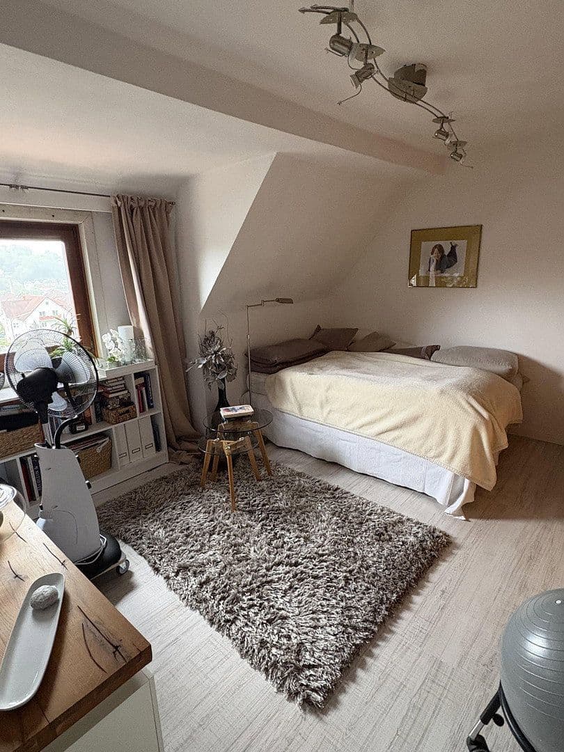 Prodej domu 196 m², pozemek 742 m², Bad Soden-Salmünster, Hessen Prodej domu 196 m², pozemek 742 m², Bad Soden-Salmünster, Hessen