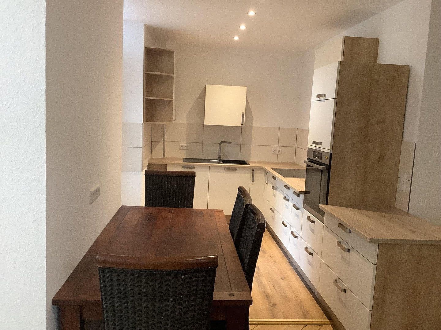 Pronájem bytu 1+1 12 m², Johannisstraße 10/11, Osnabrück, Dolní Sasko Pronájem bytu 1+1 12 m², Johannisstraße 10/11, Osnabrück, Dolní Sasko