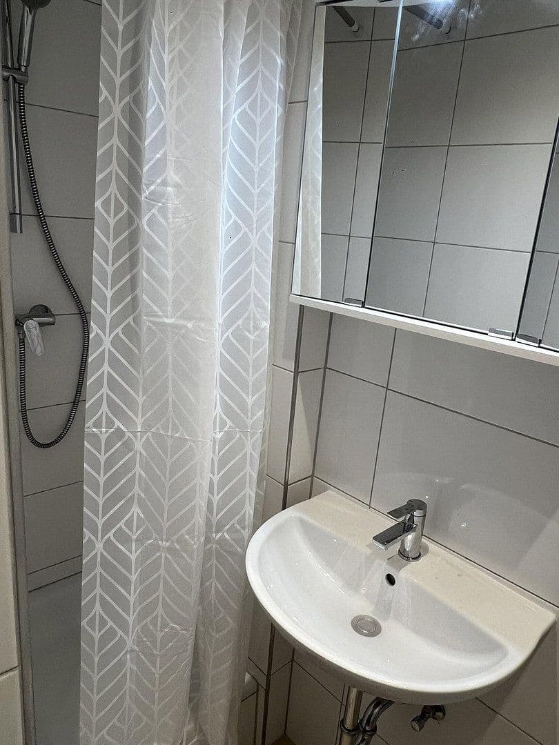 Pronájem bytu 1+1 20 m², Wallaustr. 101, Mainz, Porýní-Falc Pronájem bytu 1+1 20 m², Wallaustr. 101, Mainz, Porýní-Falc