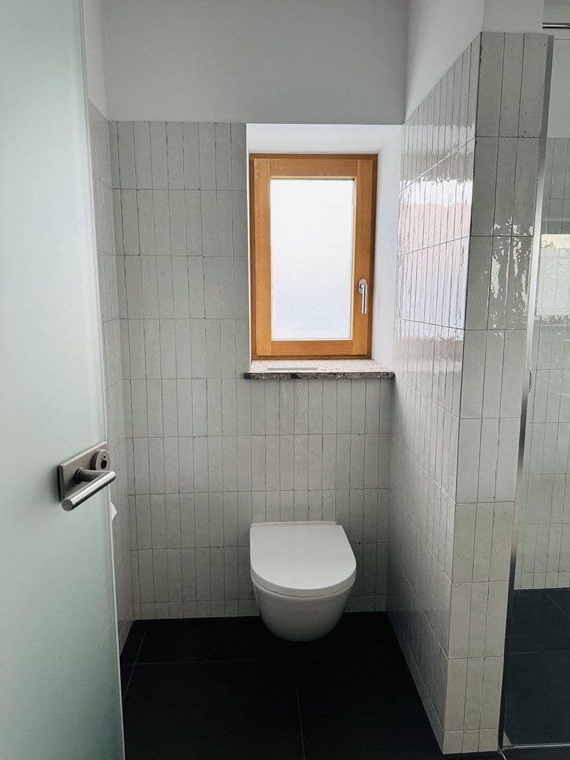Pronájem domu 150 m², pozemek 160 m², Rosenheimer Str. 72b, Branneburg, Bavorsko Pronájem domu 150 m², pozemek 160 m², Rosenheimer Str. 72b, Branneburg, Bavorsko