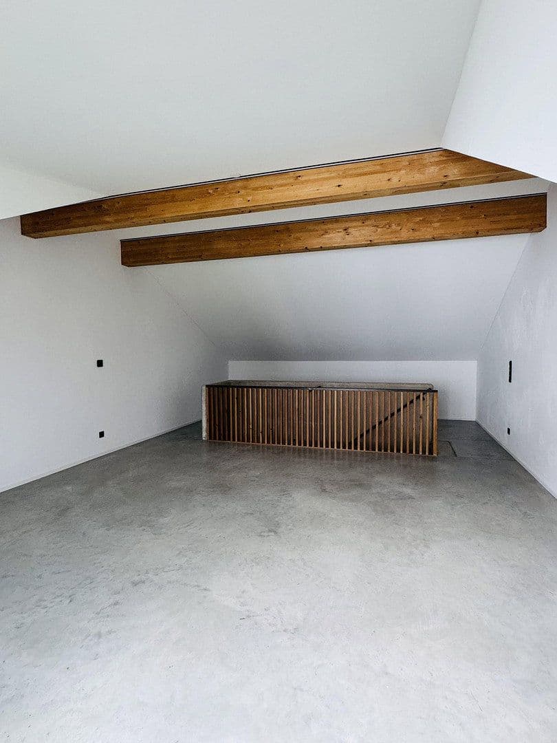 Pronájem domu 150 m², pozemek 160 m², Rosenheimer Str. 72b, Branneburg, Bavorsko Pronájem domu 150 m², pozemek 160 m², Rosenheimer Str. 72b, Branneburg, Bavorsko