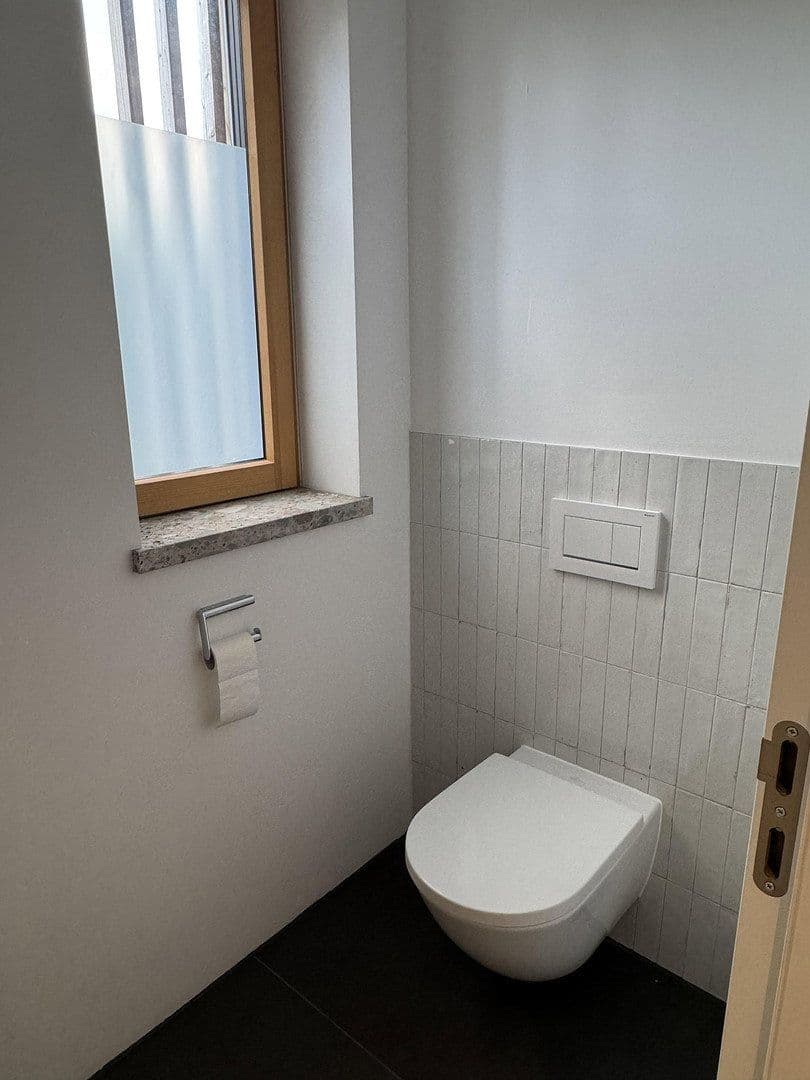 Pronájem domu 150 m², pozemek 160 m², Rosenheimer Str. 72b, Branneburg, Bavorsko Pronájem domu 150 m², pozemek 160 m², Rosenheimer Str. 72b, Branneburg, Bavorsko