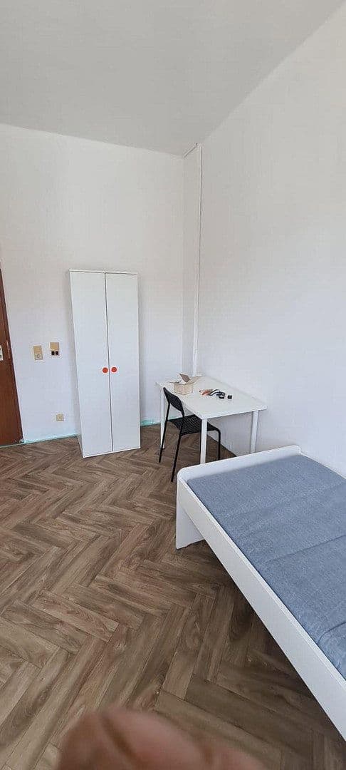 Pronájem bytu 1+1 20 m², Stubenlohstr. 6, Erlangen, Bavorsko Pronájem bytu 1+1 20 m², Stubenlohstr. 6, Erlangen, Bavorsko