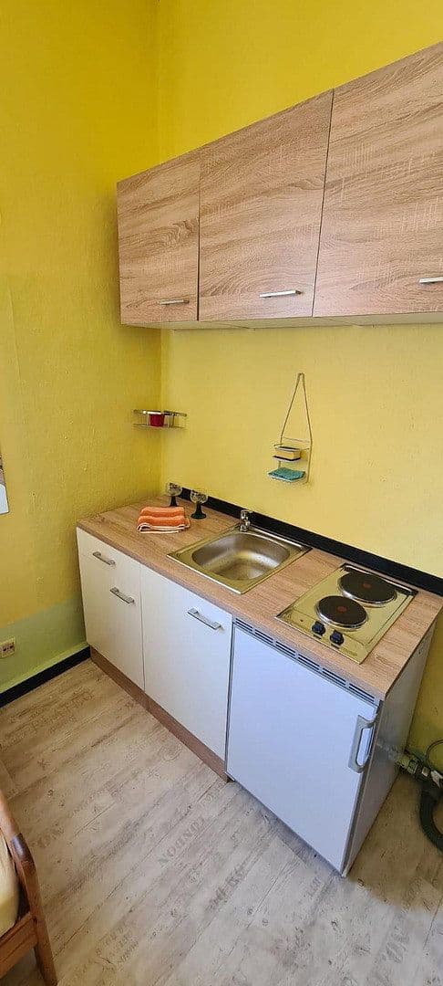 Pronájem bytu 1+1 20 m², Stubenlohstr. 6, Erlangen, Bavorsko Pronájem bytu 1+1 20 m², Stubenlohstr. 6, Erlangen, Bavorsko