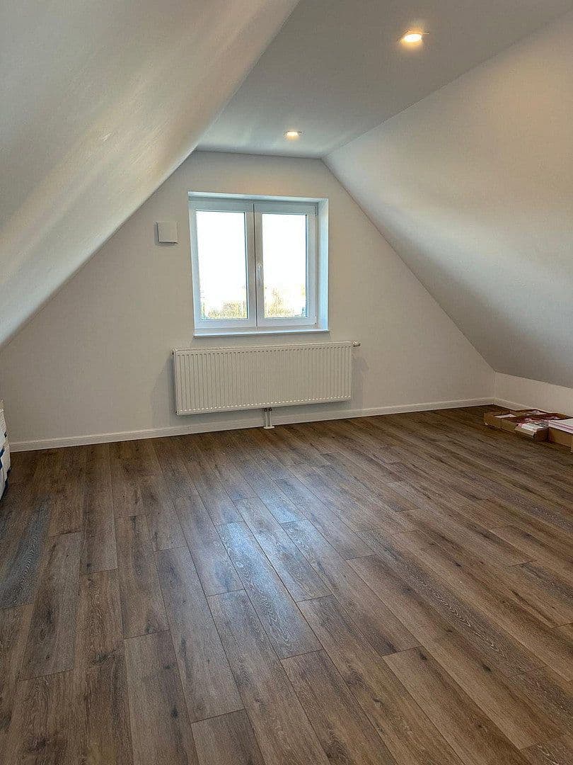 Prodej domu 158 m², pozemek 558 m², Ludwigslust, Mecklenburg-Vorpommern Prodej domu 158 m², pozemek 558 m², Ludwigslust, Mecklenburg-Vorpommern