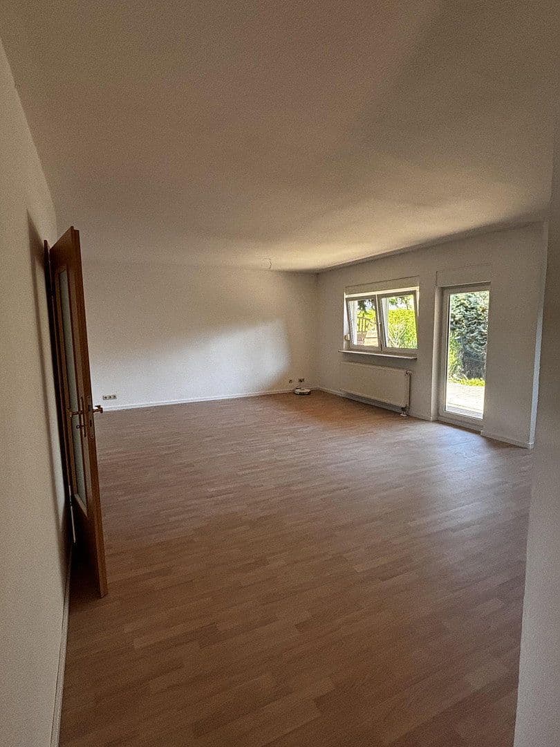 Prodej domu 96 m², pozemek 560 m², Braunsbedra, Sasko-Anhaltsko Prodej domu 96 m², pozemek 560 m², Braunsbedra, Sasko-Anhaltsko