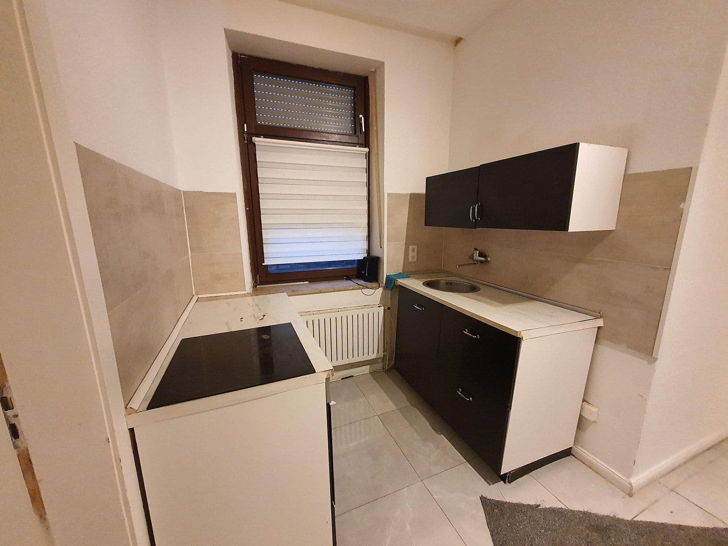 Prodej domu 315 m², pozemek 300 m², Kölnerstraße 186, Krefeld, Severní Porýní-Vestfálsko Prodej domu 315 m², pozemek 300 m², Kölnerstraße 186, Krefeld, Severní Porýní-Vestfálsko