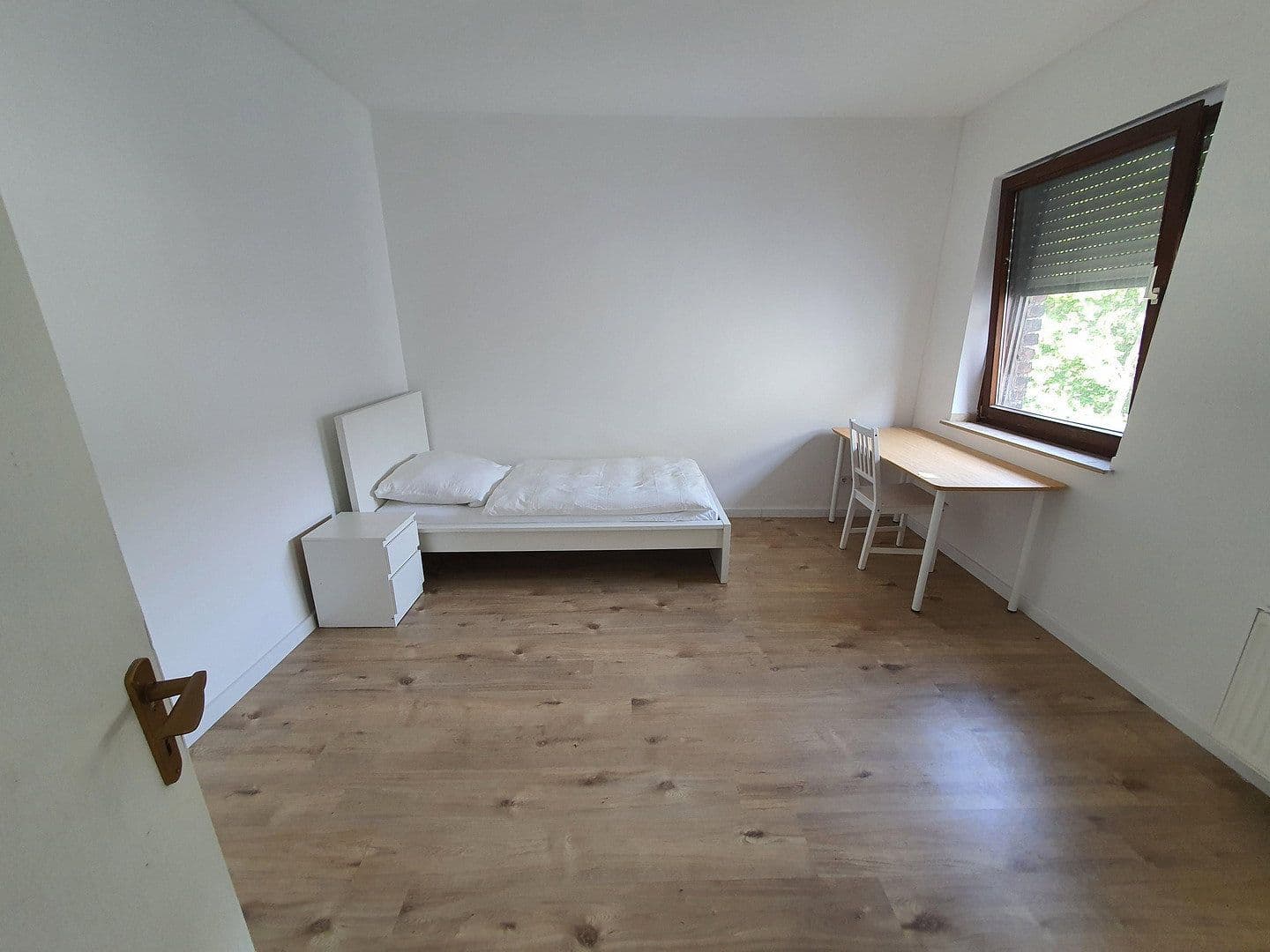 Prodej domu 315 m², pozemek 300 m², Kölnerstraße 186, Krefeld, Severní Porýní-Vestfálsko Prodej domu 315 m², pozemek 300 m², Kölnerstraße 186, Krefeld, Severní Porýní-Vestfálsko