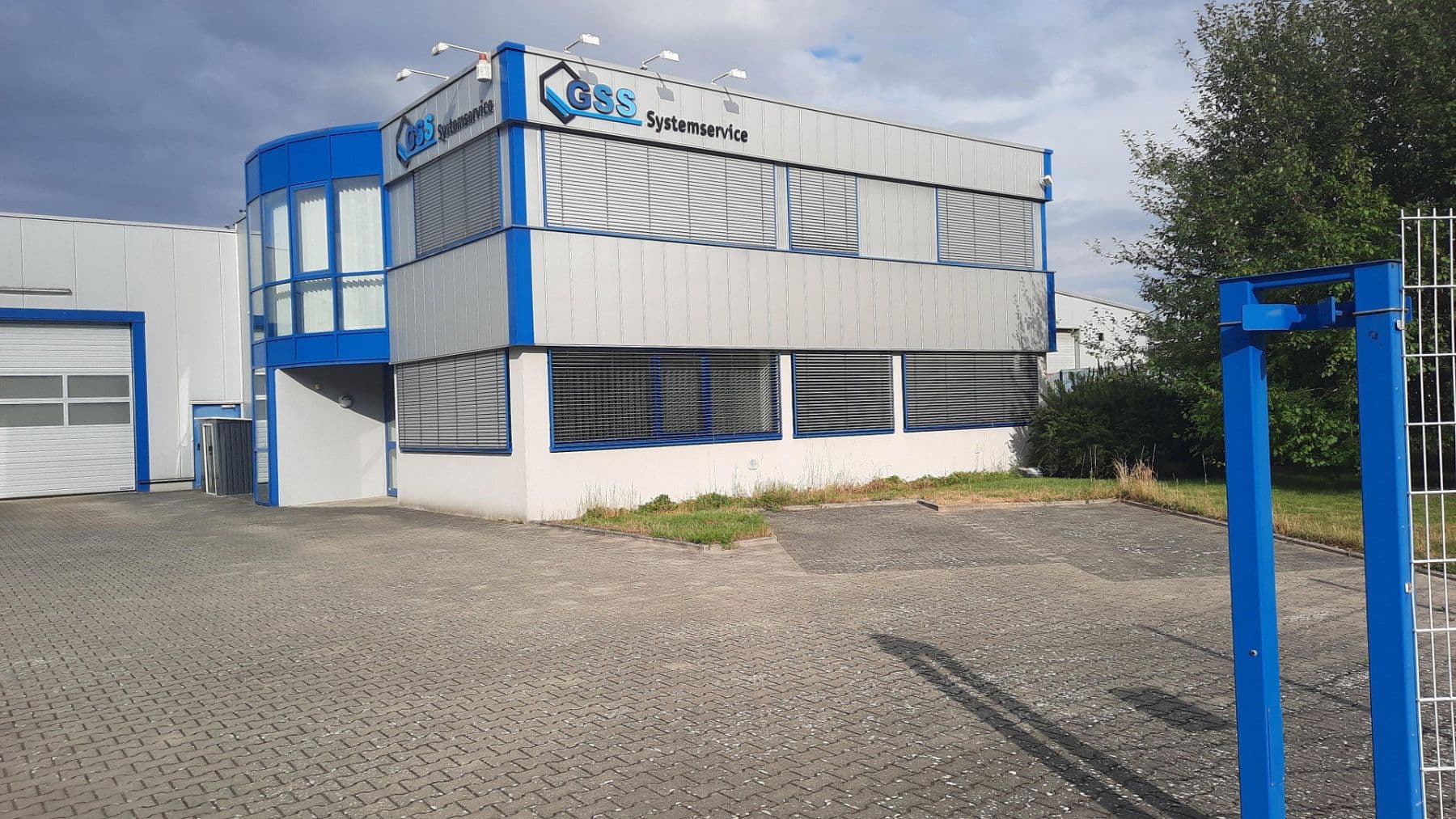 Prodej nebytového prostoru 2.500 m², Igersheim, Bádensko-Württembersko Prodej nebytového prostoru 2.500 m², Igersheim, Bádensko-Württembersko