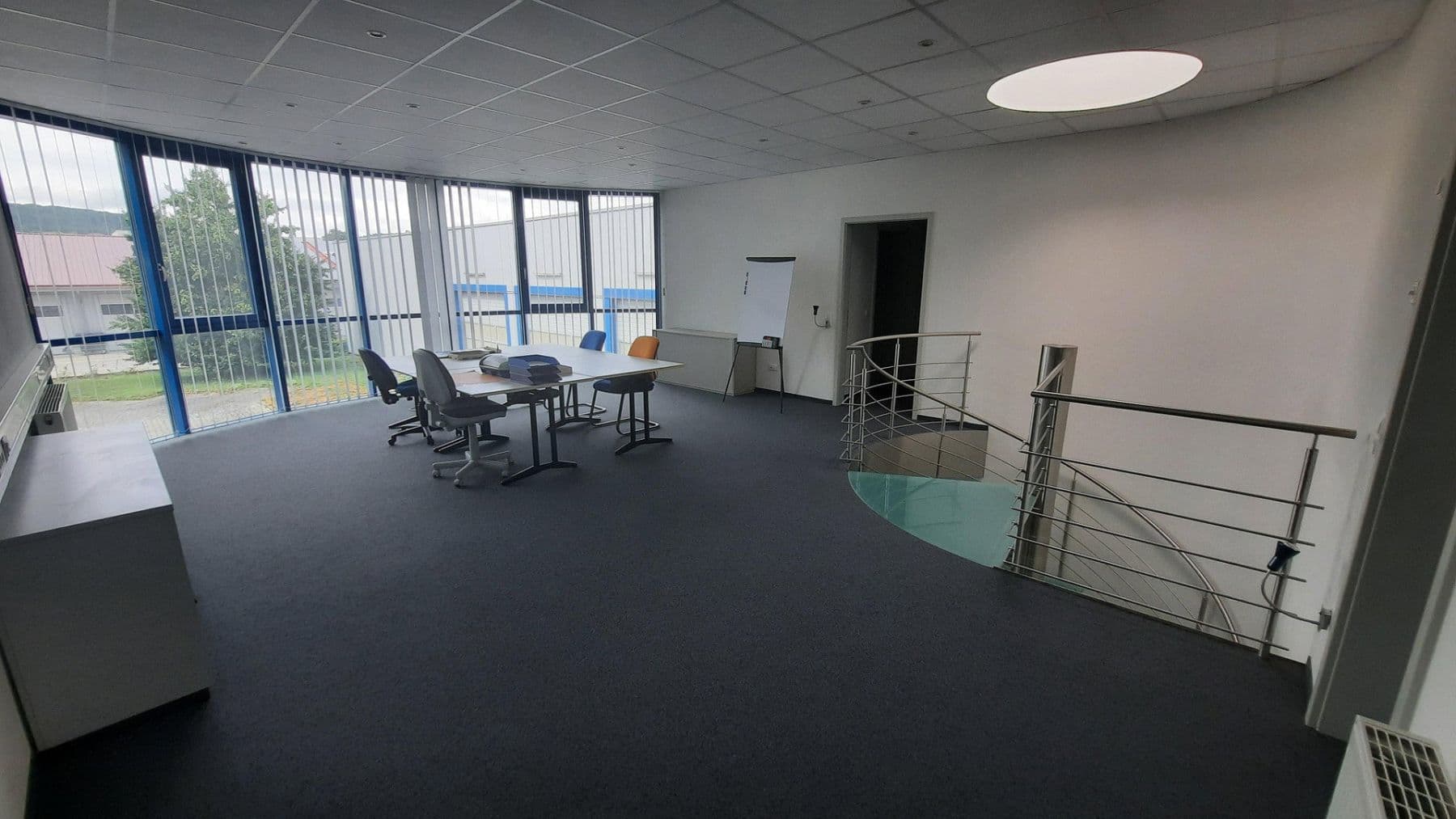 Prodej nebytového prostoru 2.500 m², Igersheim, Bádensko-Württembersko Prodej nebytového prostoru 2.500 m², Igersheim, Bádensko-Württembersko
