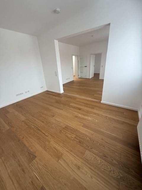 Pronájem bytu 3+1 91 m², Schumannstr. 15, Nienburg/Weser, Dolní Sasko Pronájem bytu 3+1 91 m², Schumannstr. 15, Nienburg/Weser, Dolní Sasko