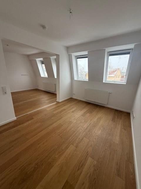 Pronájem bytu 3+1 91 m², Schumannstr. 15, Nienburg/Weser, Dolní Sasko Pronájem bytu 3+1 91 m², Schumannstr. 15, Nienburg/Weser, Dolní Sasko