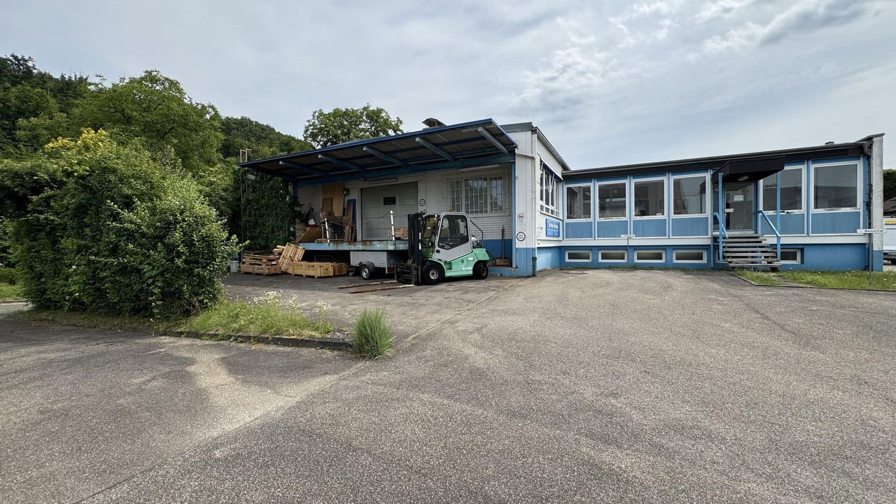 Prodej nebytového prostoru 6.330 m², Kämpfelbach, Bádensko-Württembersko Prodej nebytového prostoru 6.330 m², Kämpfelbach, Bádensko-Württembersko