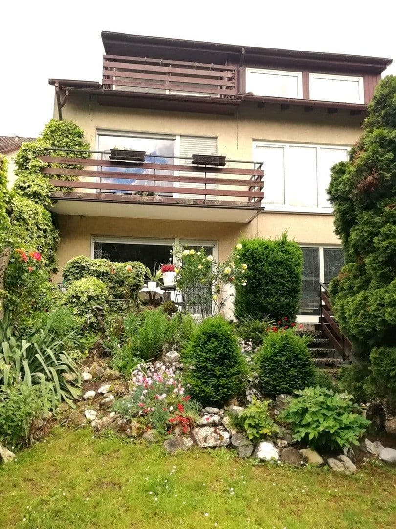 Prodej domu 260 m², pozemek 426 m², Nieder-Olm, Porýní-Falc Prodej domu 260 m², pozemek 426 m², Nieder-Olm, Porýní-Falc