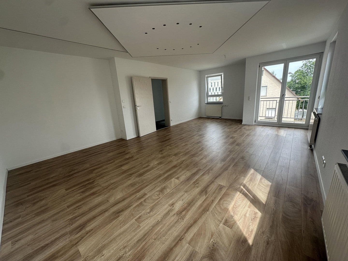 Pronájem bytu 3+1 95 m², Heilbronn, Bádensko-Württembersko Pronájem bytu 3+1 95 m², Heilbronn, Bádensko-Württembersko