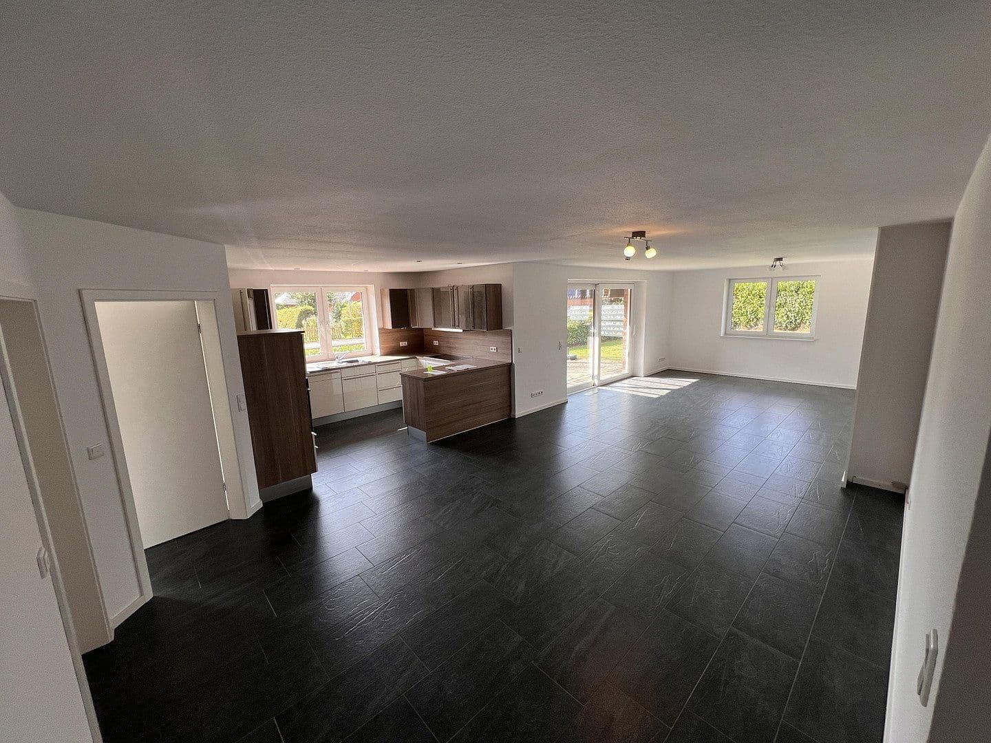 Pronájem domu 123 m², pozemek 580 m², Am Mühlenberg 4, Schwabstedt, Šlesvicko-Holštýnsko Pronájem domu 123 m², pozemek 580 m², Am Mühlenberg 4, Schwabstedt, Šlesvicko-Holštýnsko