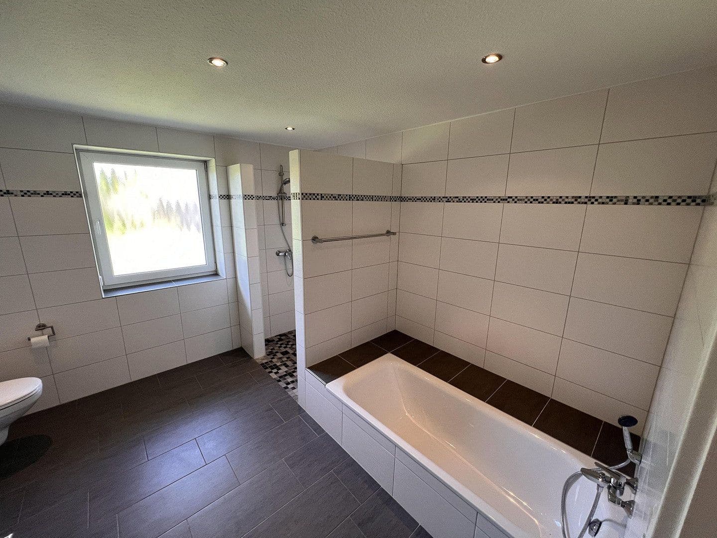 Pronájem domu 123 m², pozemek 580 m², Am Mühlenberg 4, Schwabstedt, Šlesvicko-Holštýnsko Pronájem domu 123 m², pozemek 580 m², Am Mühlenberg 4, Schwabstedt, Šlesvicko-Holštýnsko