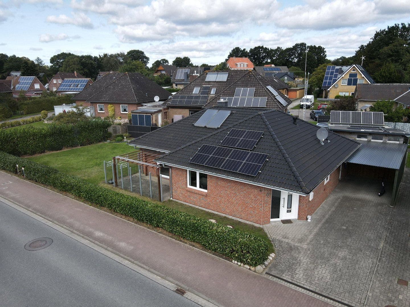 Pronájem domu 123 m², pozemek 580 m², Am Mühlenberg 4, Schwabstedt, Šlesvicko-Holštýnsko Pronájem domu 123 m², pozemek 580 m², Am Mühlenberg 4, Schwabstedt, Šlesvicko-Holštýnsko